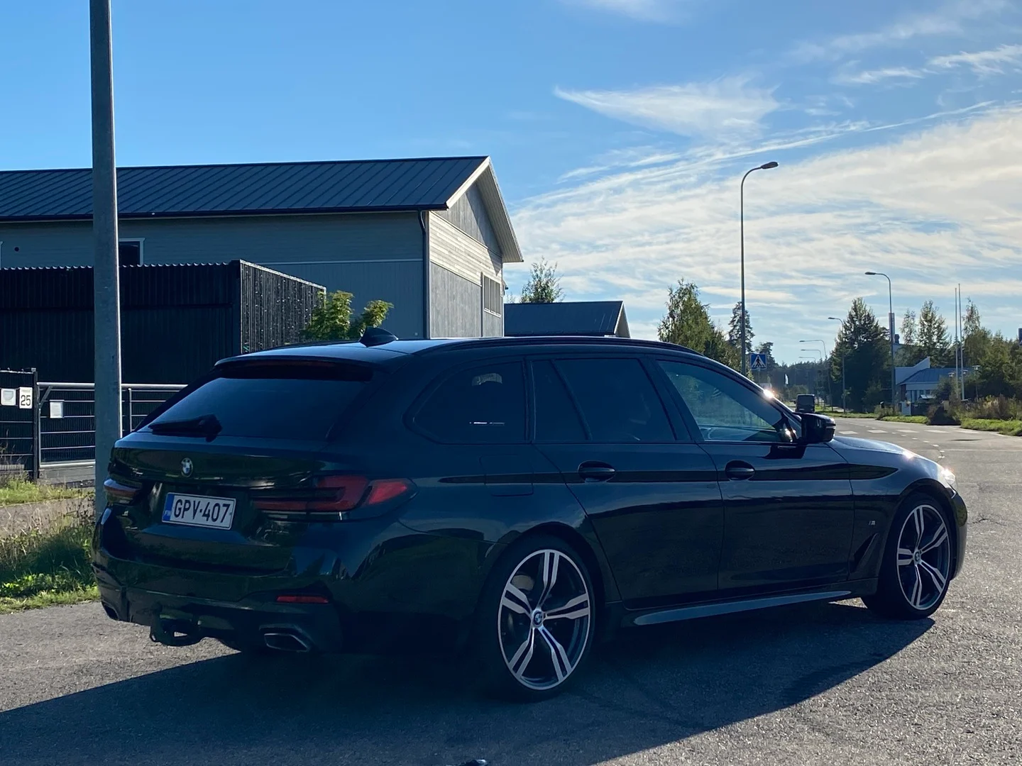 Car Image - 7qQmWasrUqwAoVgs4cHnrW