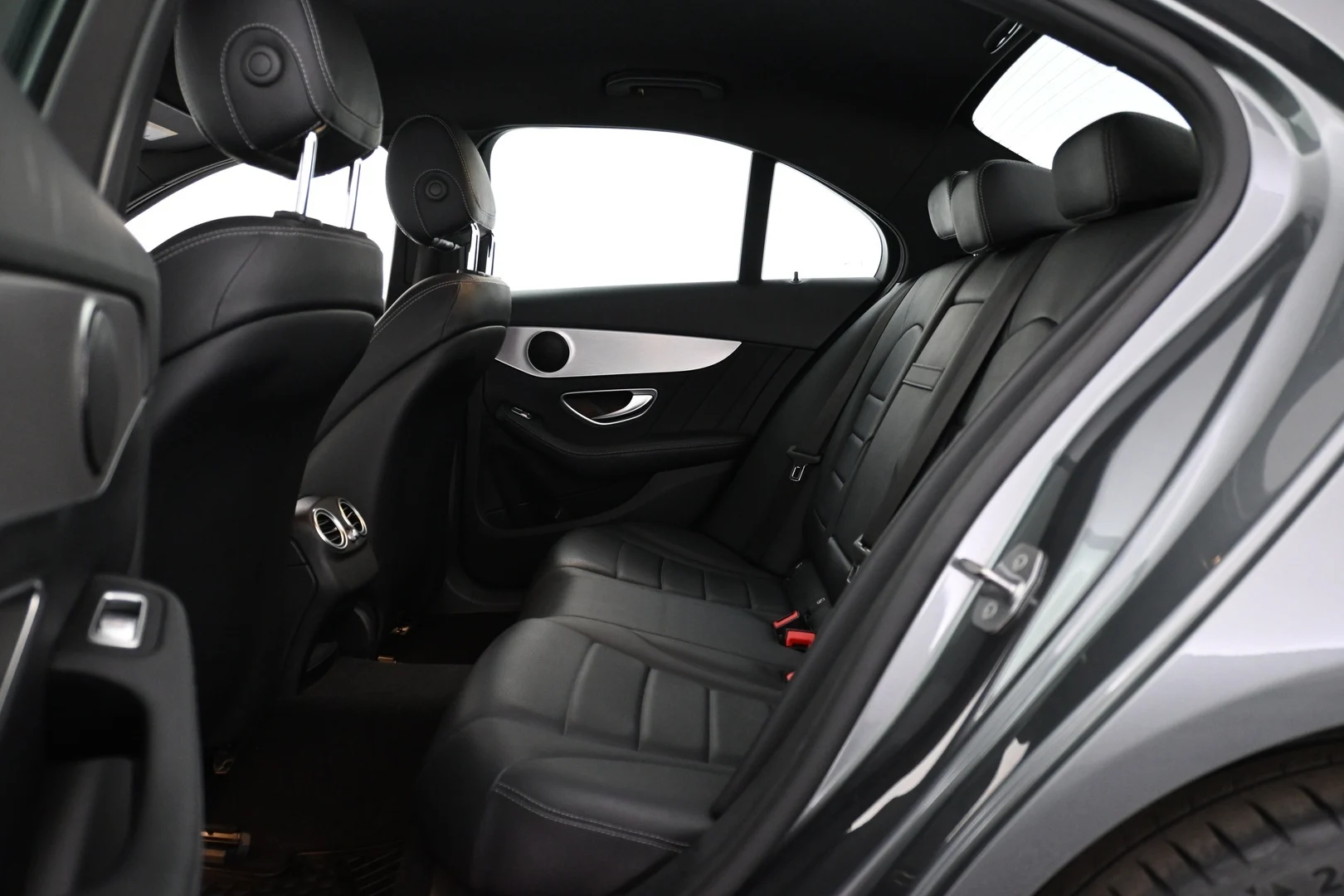 Car Image - 2hHrXcLahSCigf4yiGwEgm