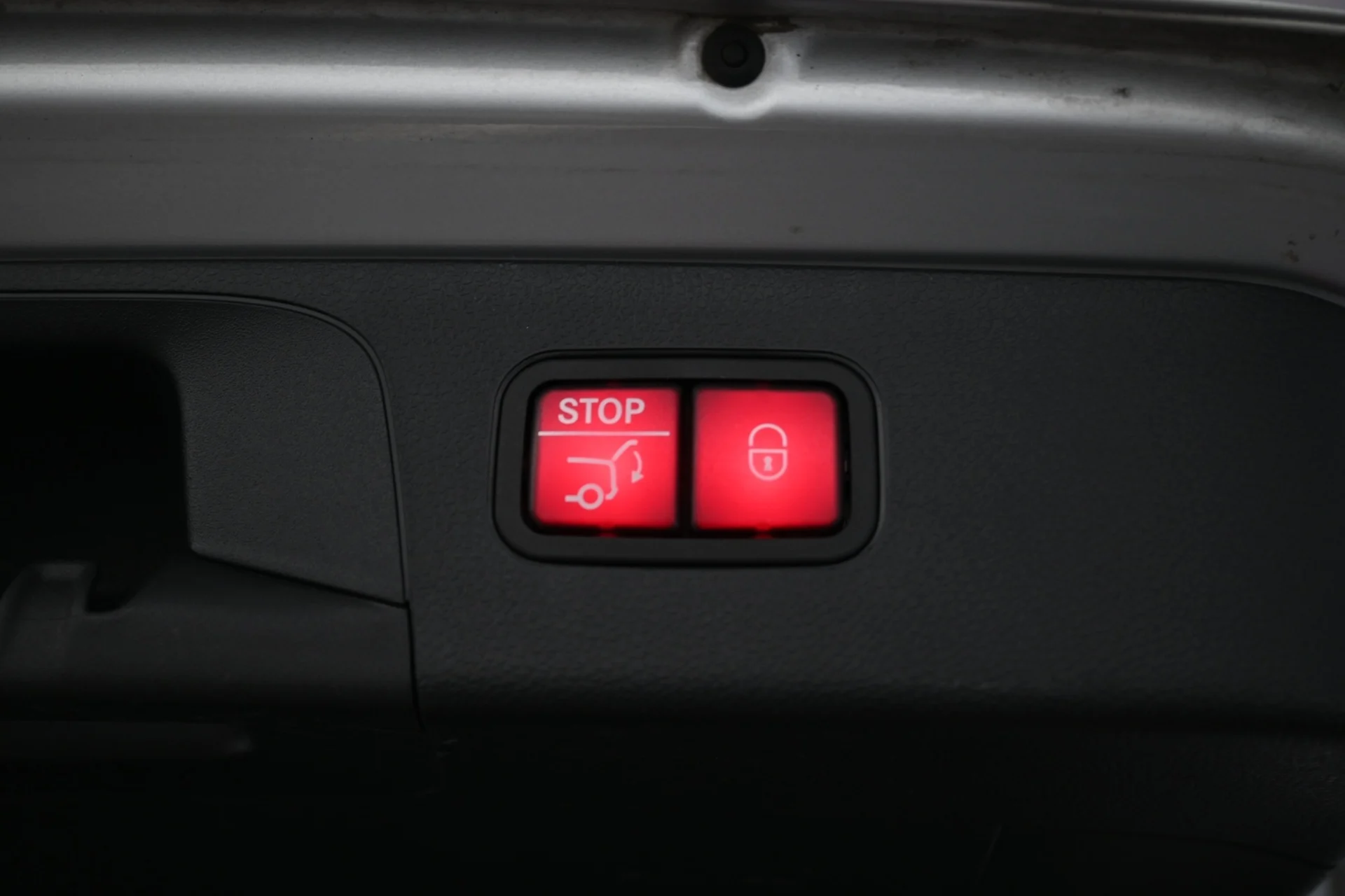 Car Image - 6AKNh8LRsMLrXE8aeXjVwQ