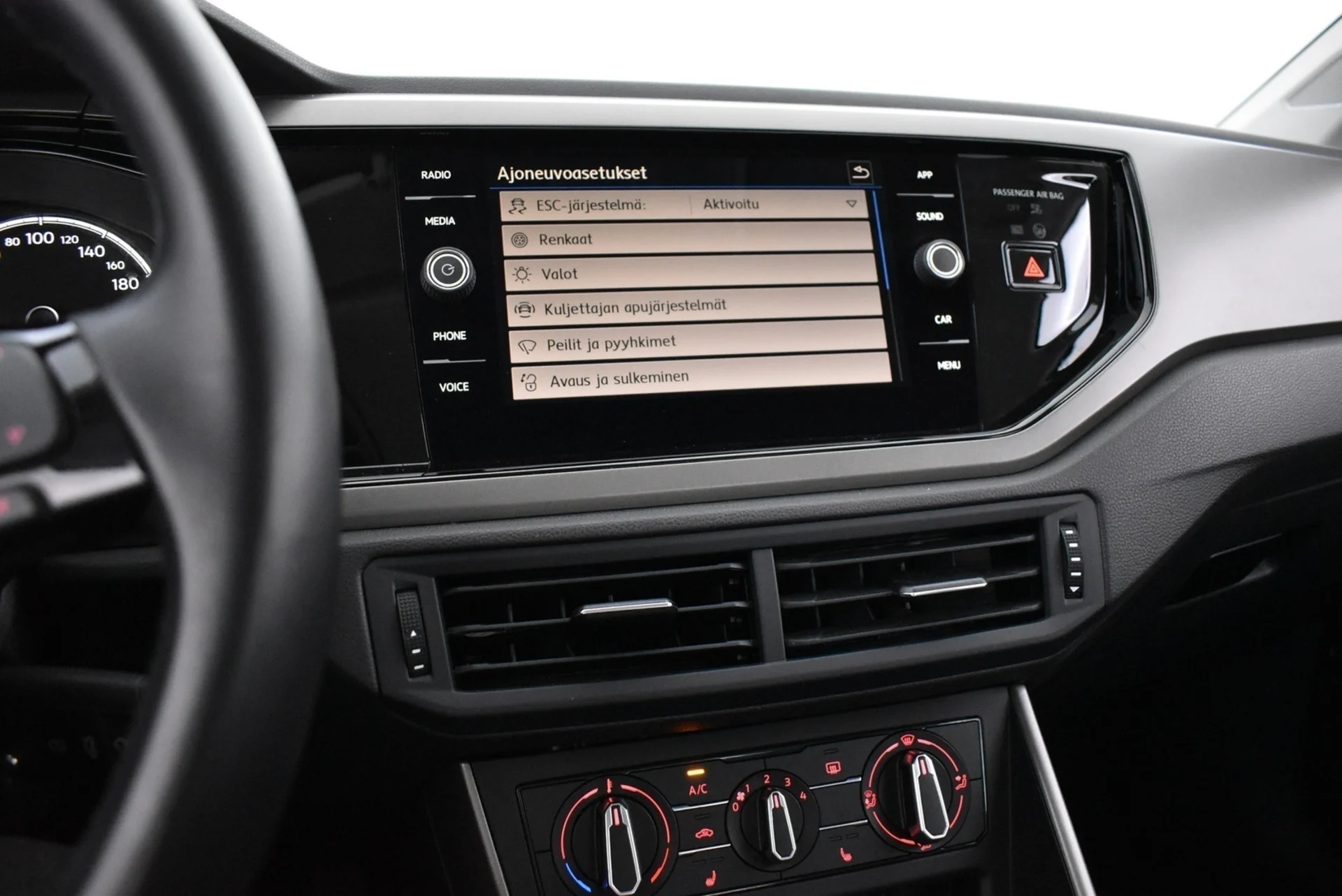 Car Image - 20AQ67oUIOt4HaP5Gq9obJ