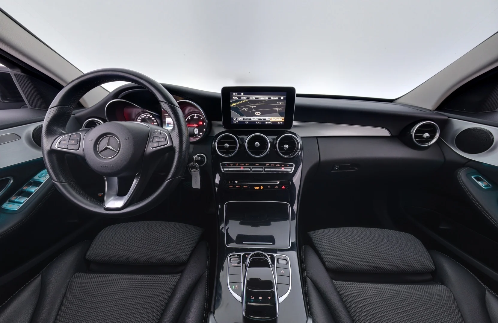 Car Image - 3ncit7Md3zDaRYO2VLOXhf