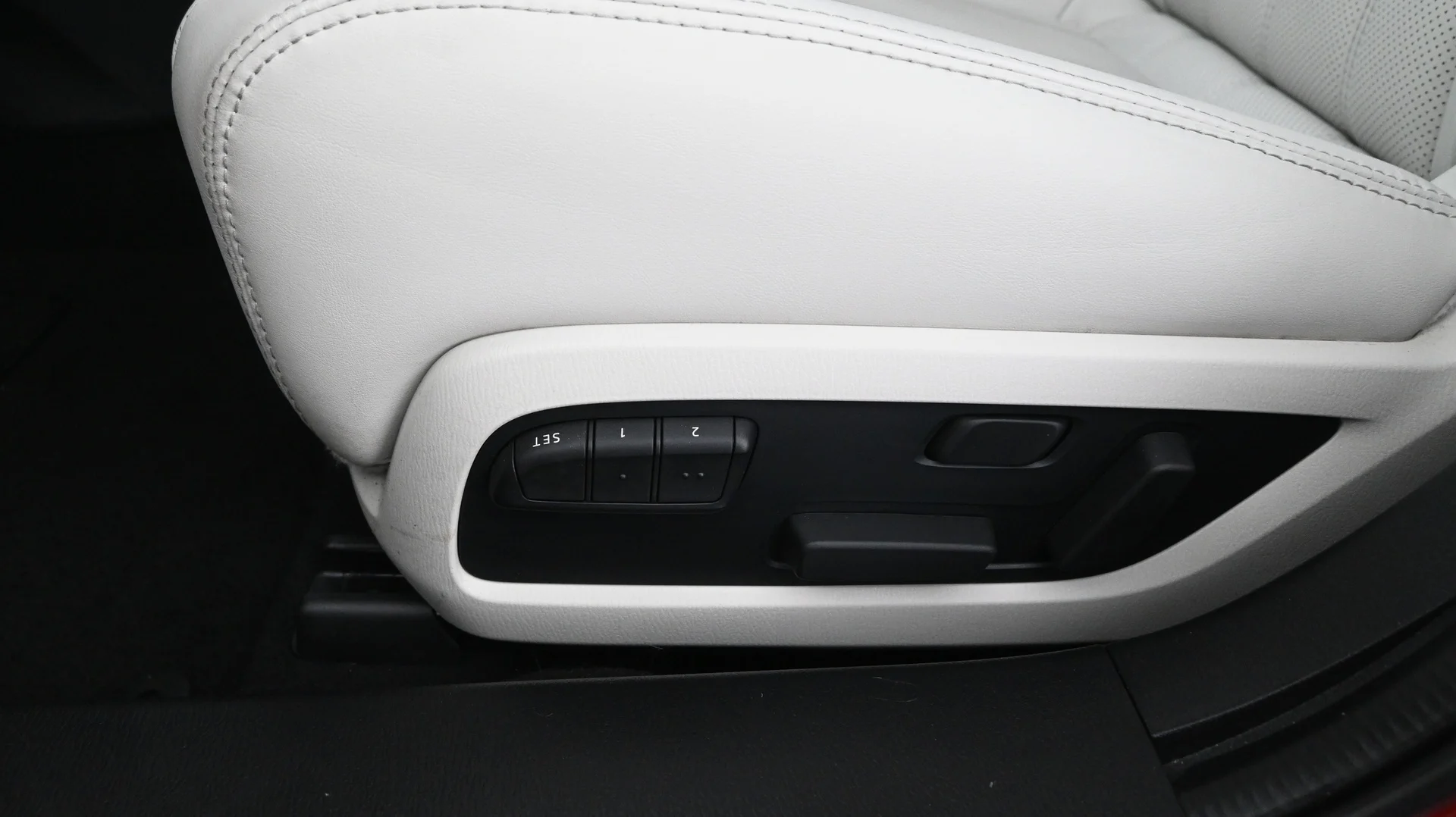 Car Image - 7vj5jkmuYpz7ofrKjRFY33