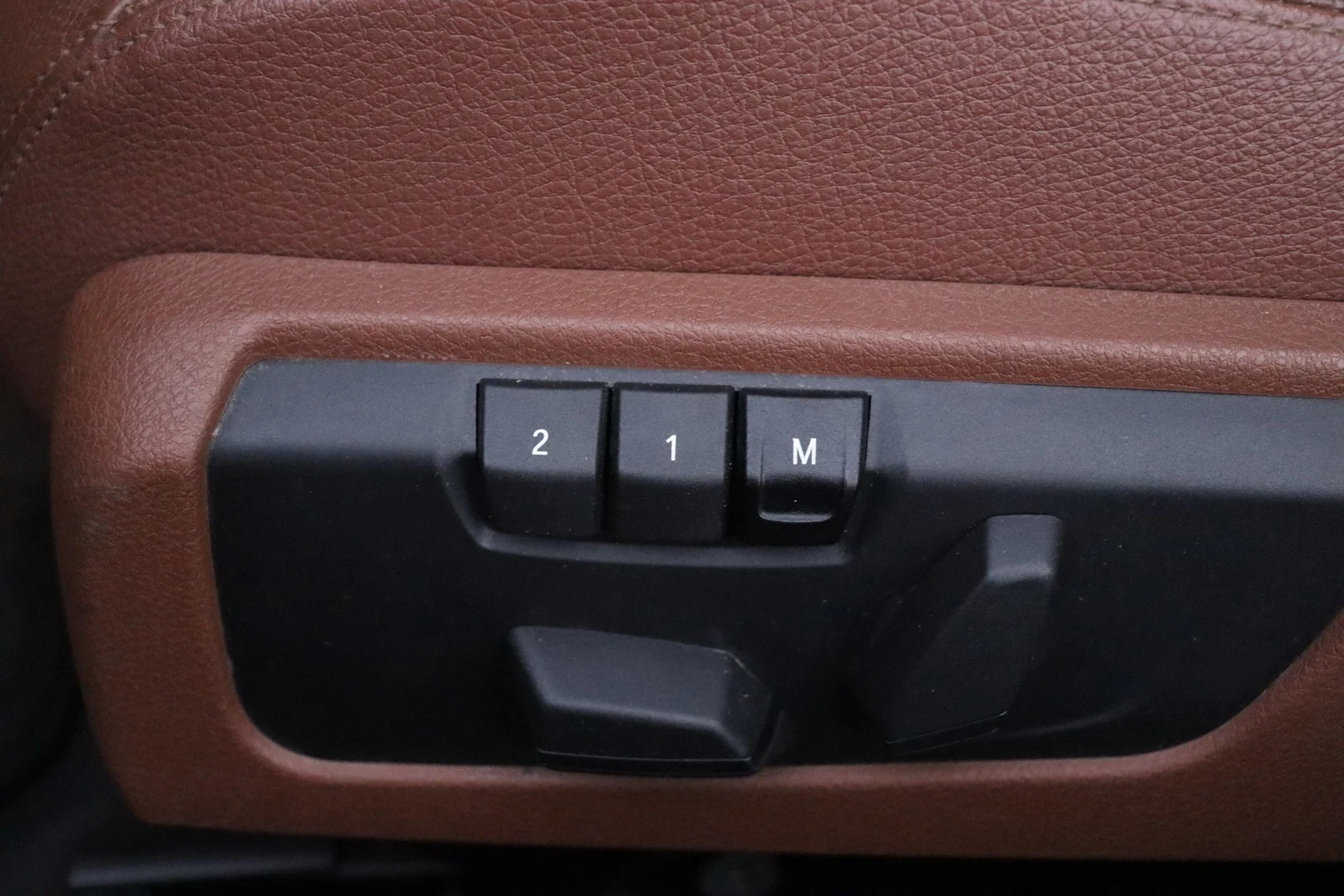 Car Image - 2KByGIGQbSs2XY2QEYMzuK