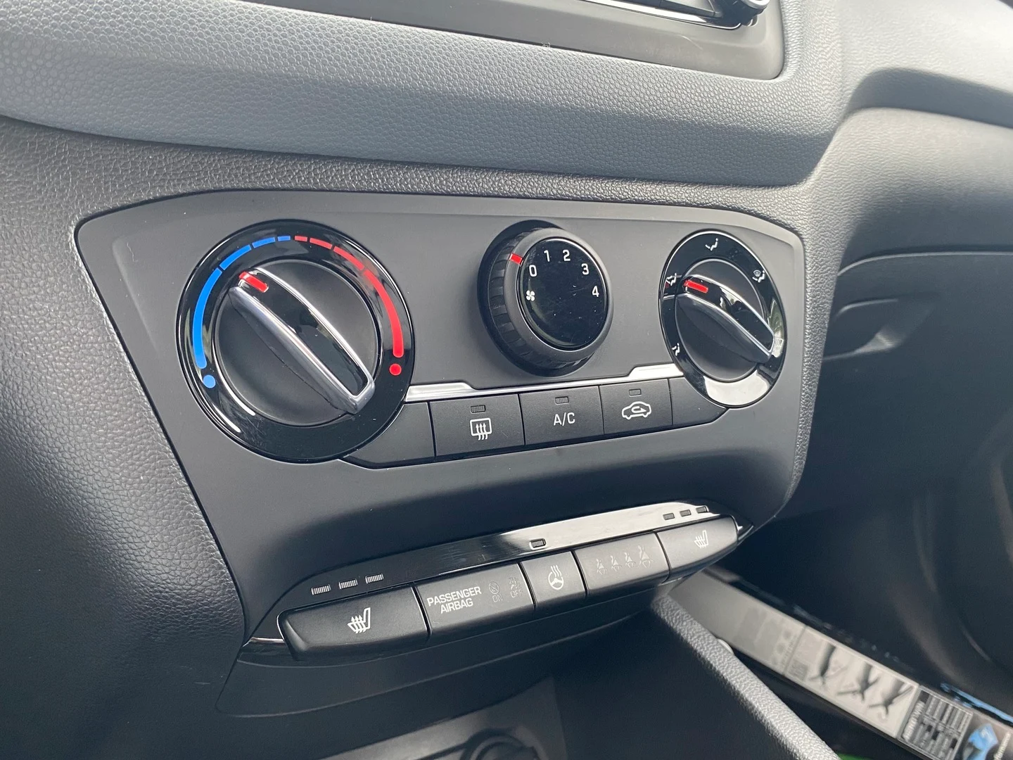 Car Image - 7IUSMkwAwoCJpLWMBLRlXY