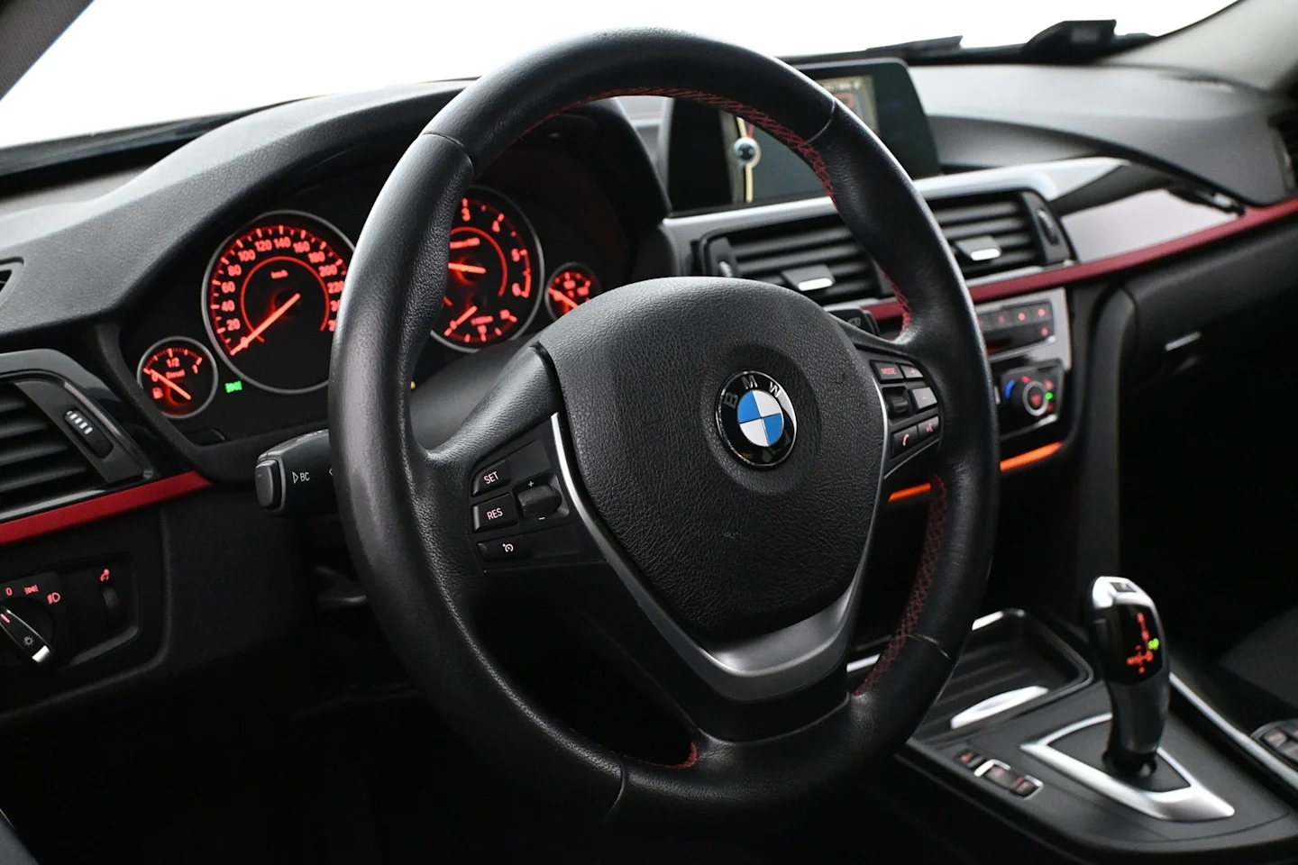 Car Image - 241RnhQ6YRAAeycYUYwqzj