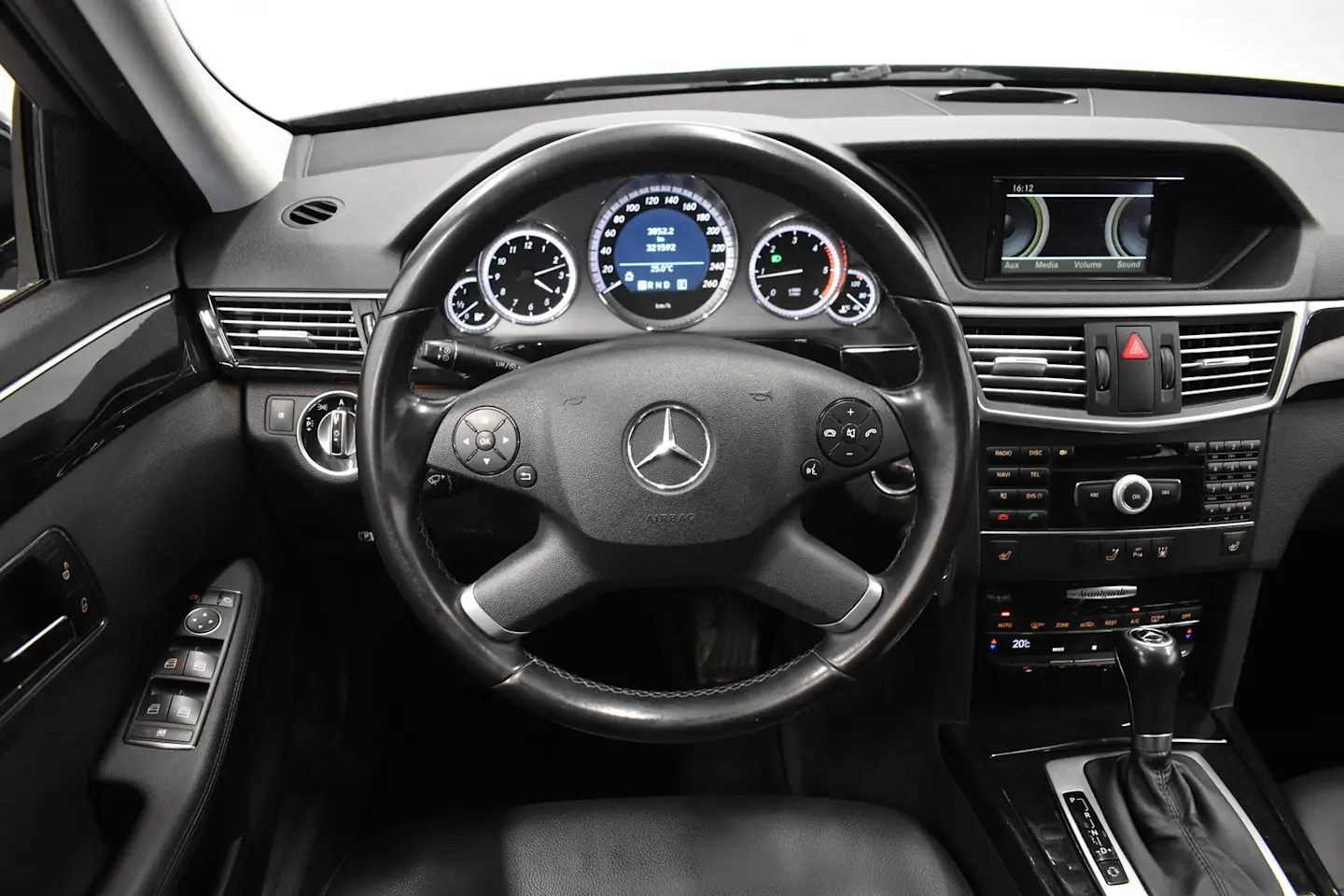 Car Image - 7GsNynn5njjkXayuJrk2b6