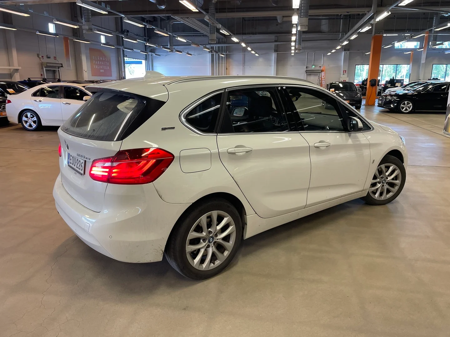 Car Image - 1d04lzeYas9JNLpd7bADcL