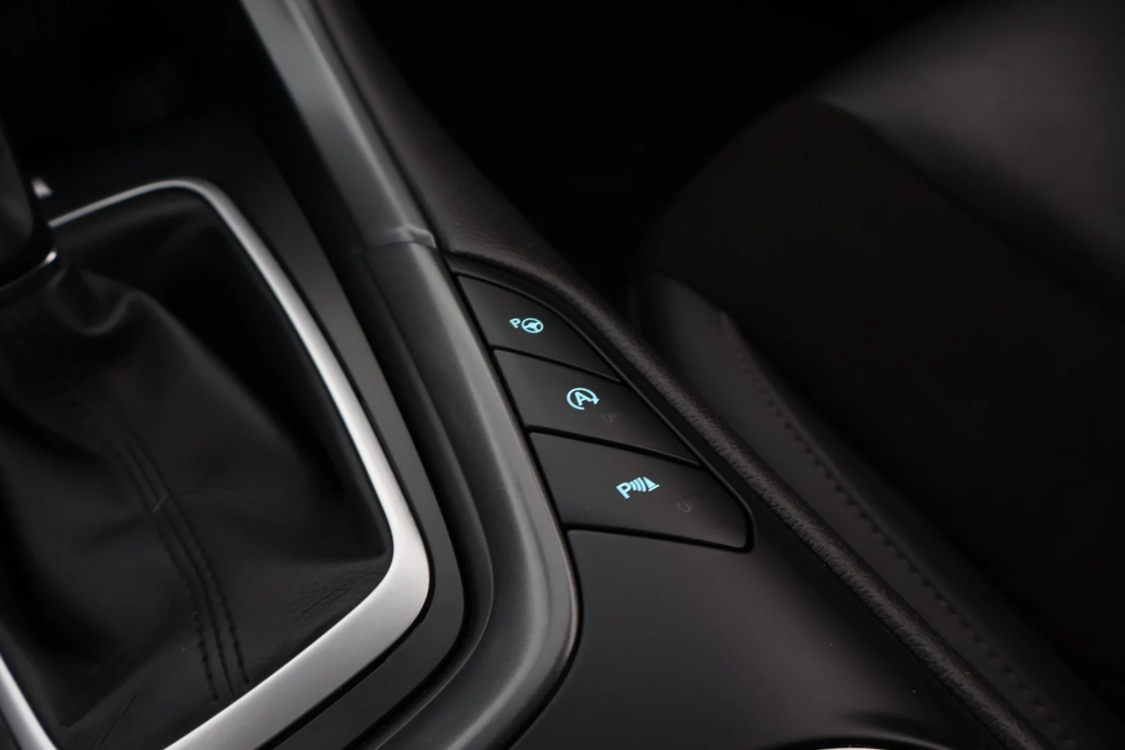 Car Image - 5G723KLFhYW5ch2g9BLFhE
