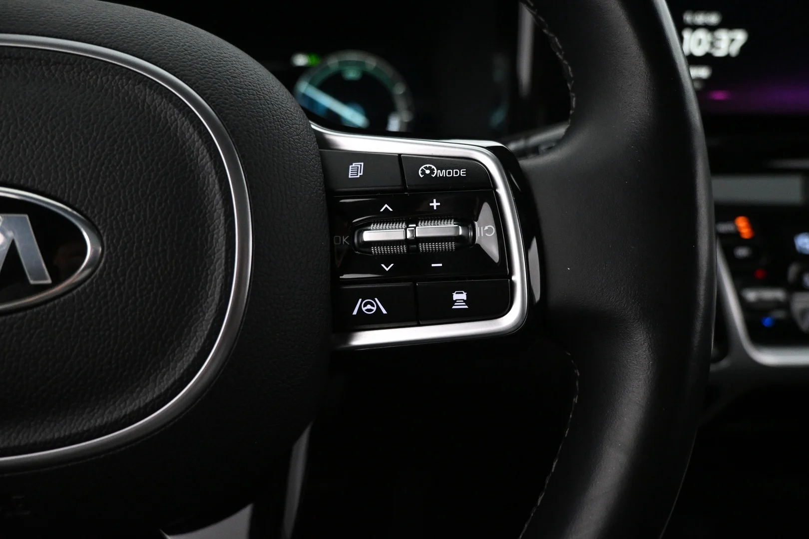 Car Image - 4fn5eY6QutbiD6iLAsUN48
