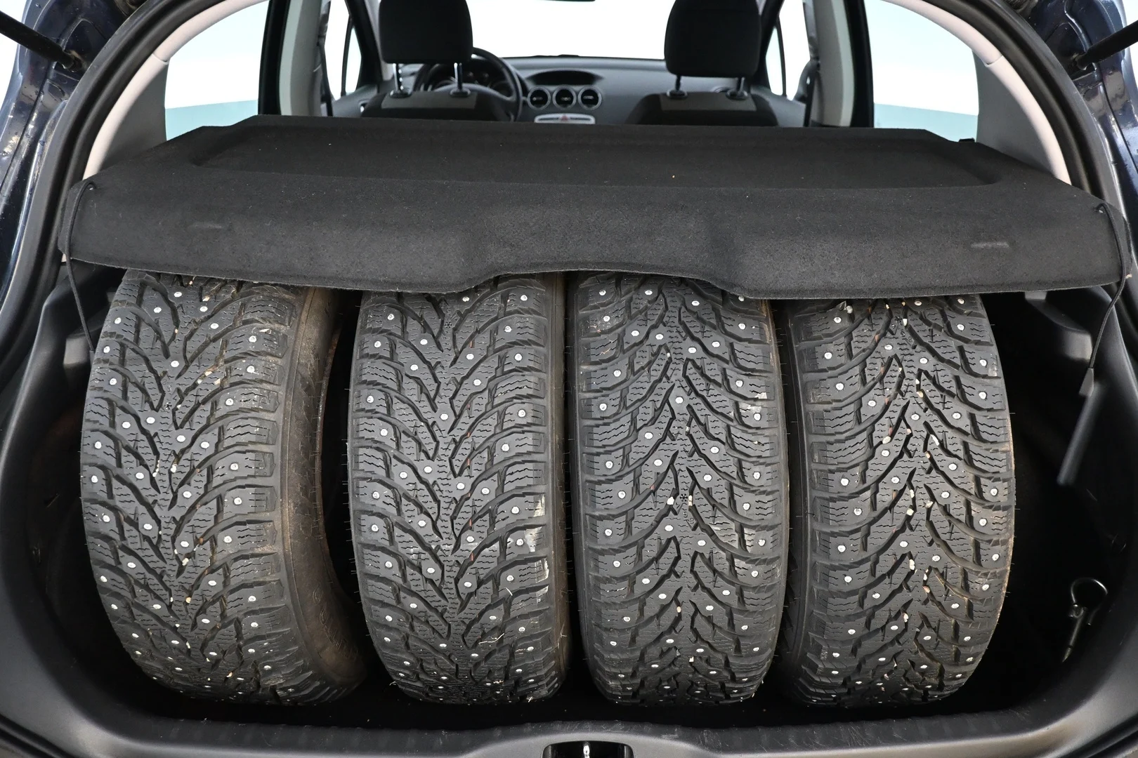 Car Image - UAWamKTKQ601PIKZQXagt