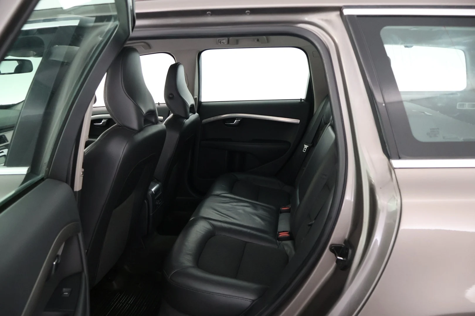 Car Image - 7hcK4o239NI3GXCmyz67h1