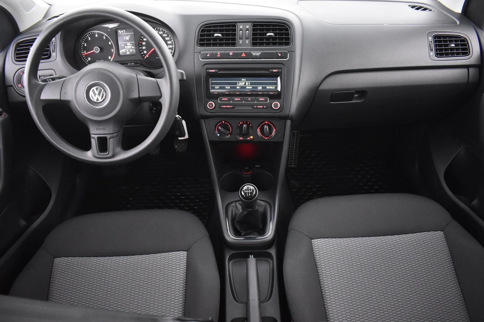 Car Image - 2rKn4bltKem4y3jaBfxYIr