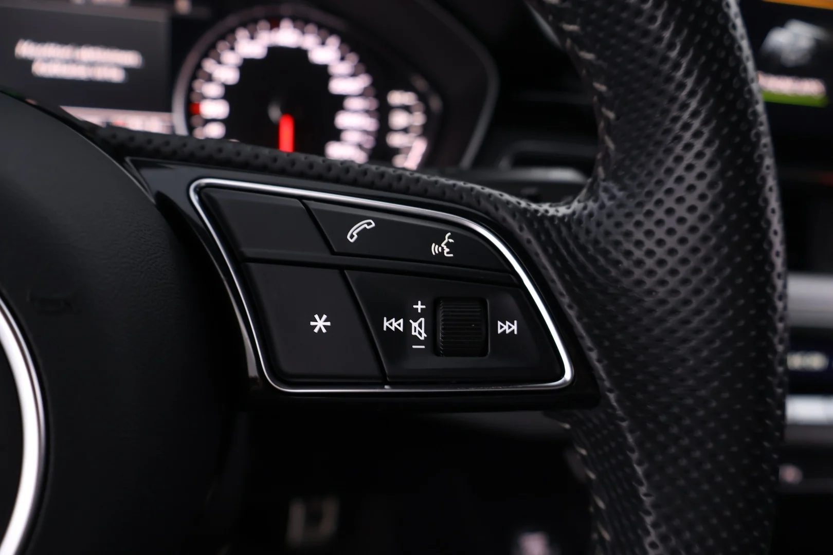 Car Image - 7kuD5DtCrDcIbzlwBNrxSG