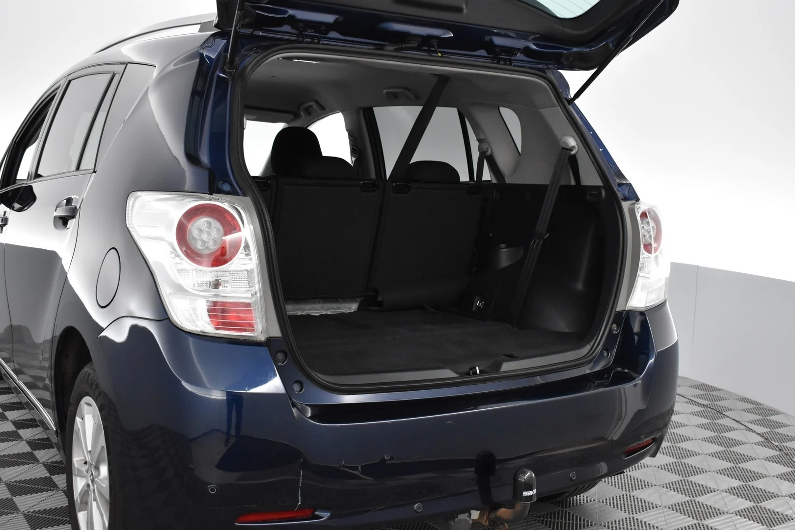 Car Image - 6cuSB8wtJ8dDHA18CU6kGo
