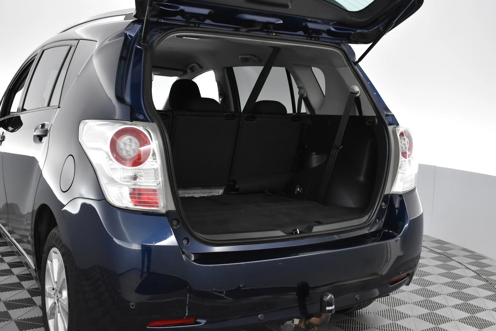 Car Image - 6cuSB8wtJ8dDHA18CU6kGo
