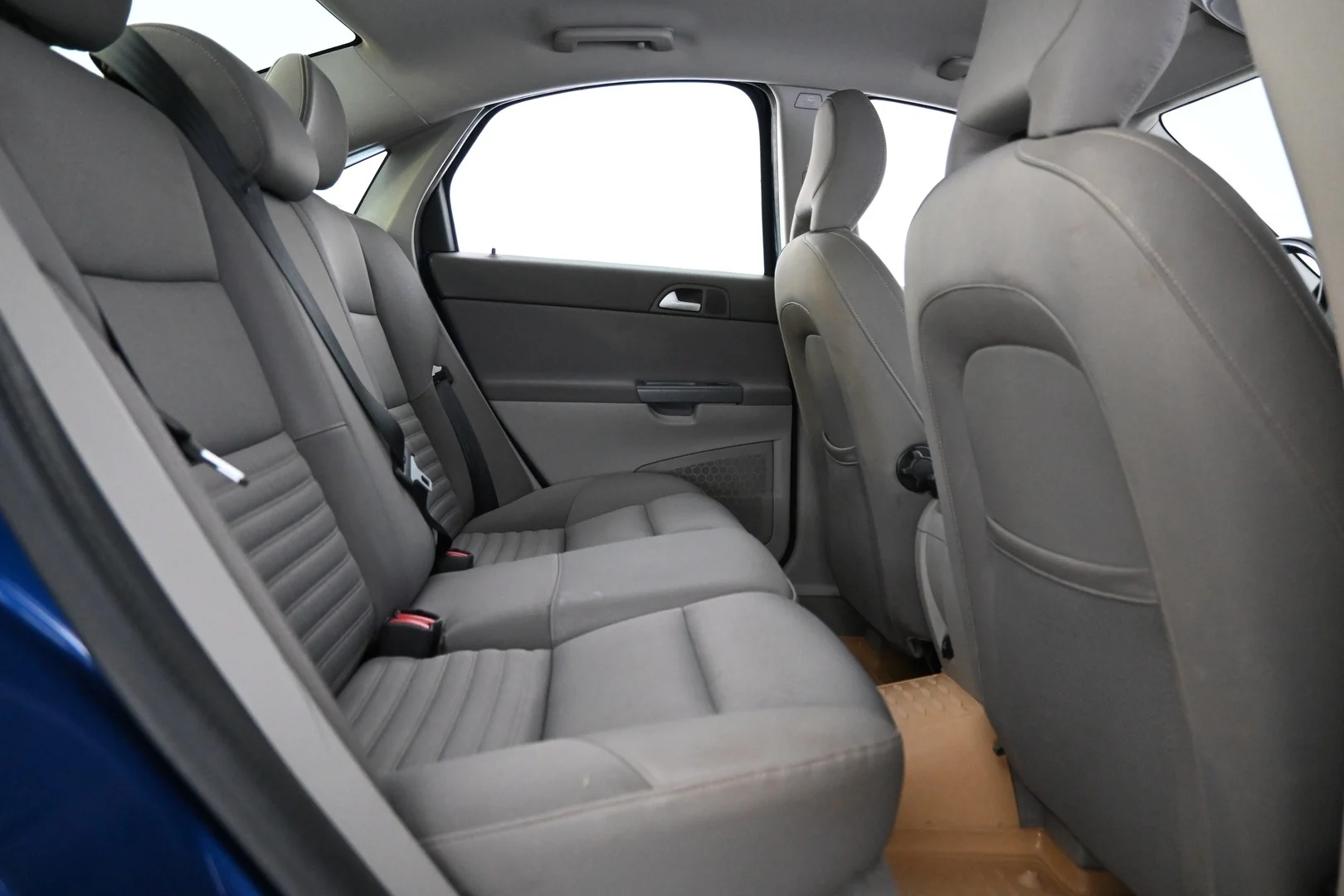 Car Image - D1CMEeuApdhoJDdRX1ZMR