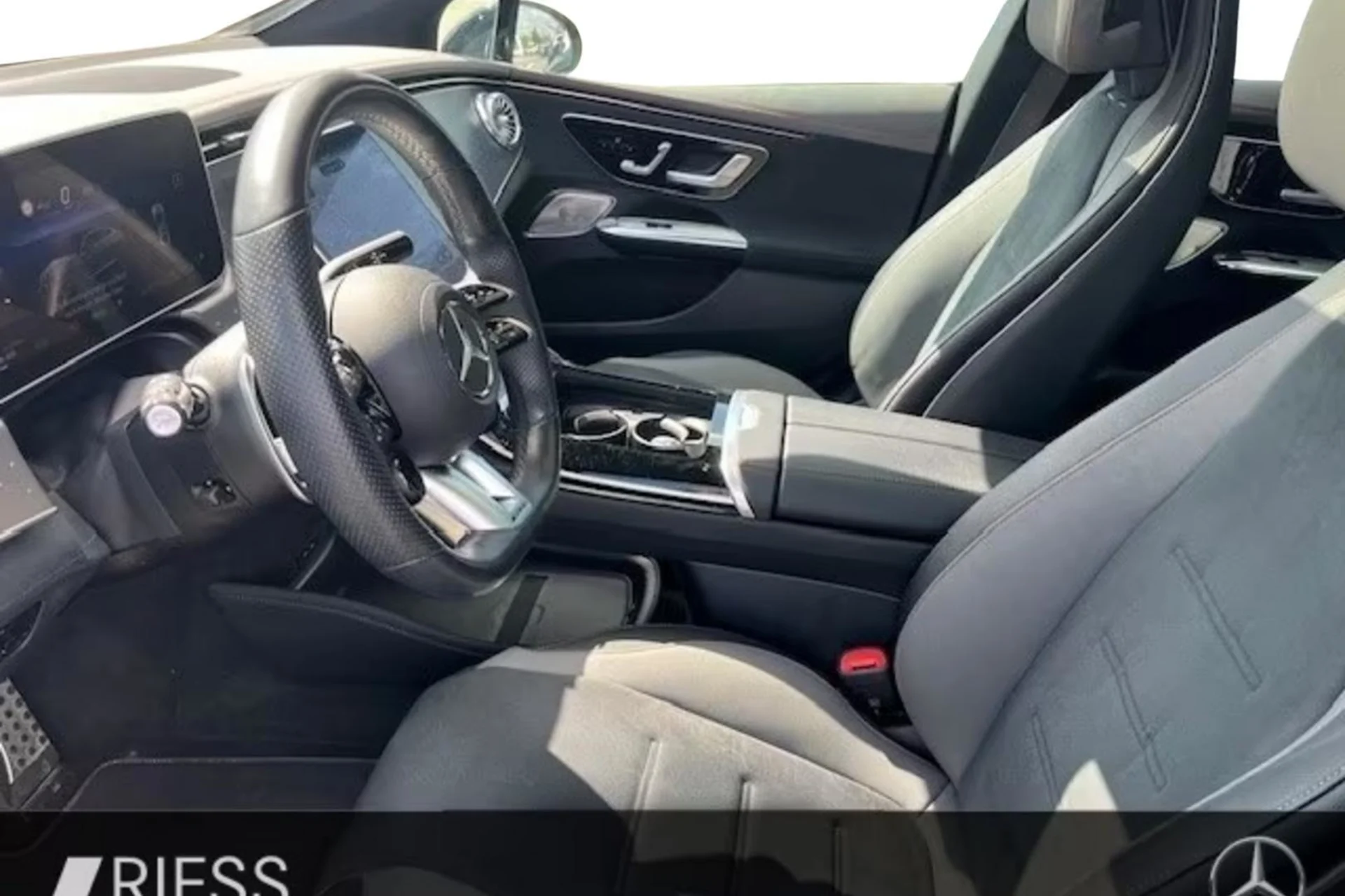 Car Image - mTmVfPuFNqjU8c5jLMN47