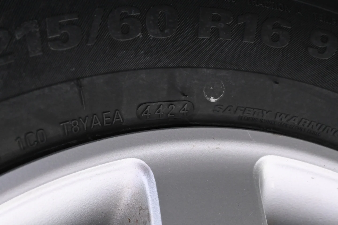 Car Image - yOz3wSoch5XVpoD4J0sPa