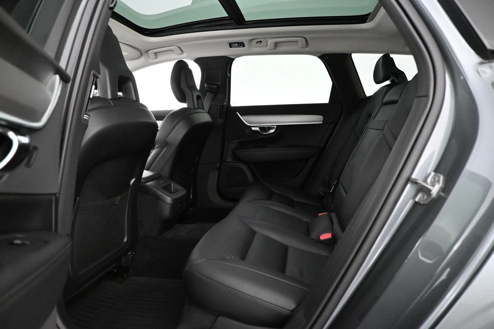 Car Image - 7EkjvFAhRCcH84FZXEdiRD