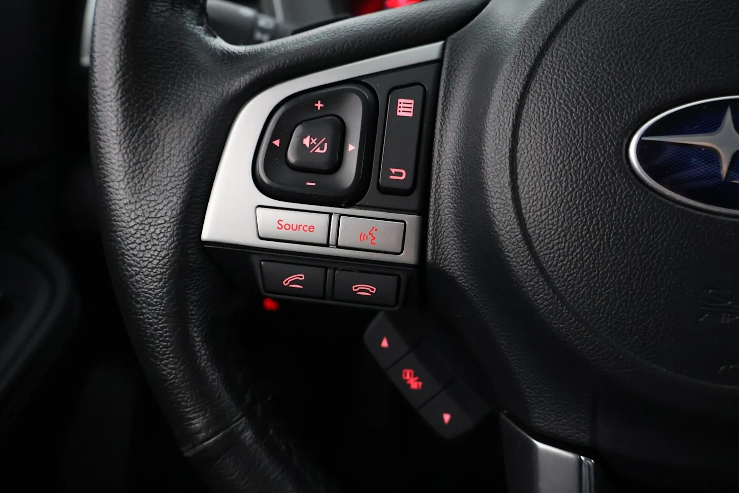 Car Image - 1YqIlmBf19Z0kYmFWwnVRl