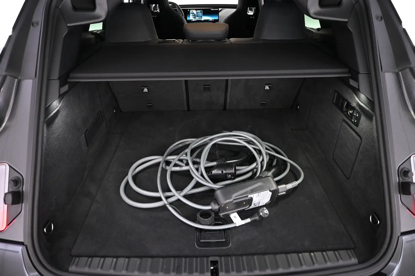 Car Image - S1ItlsqNuRsZaFCBt5iRv