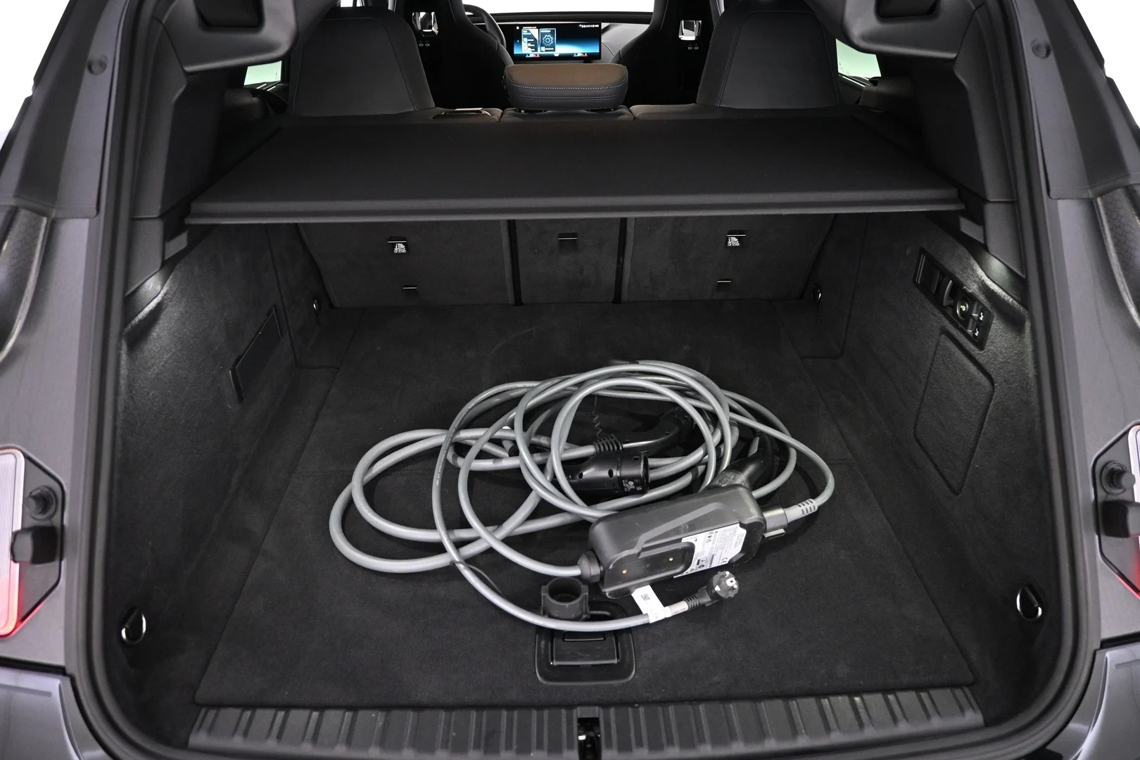 Car Image - S1ItlsqNuRsZaFCBt5iRv