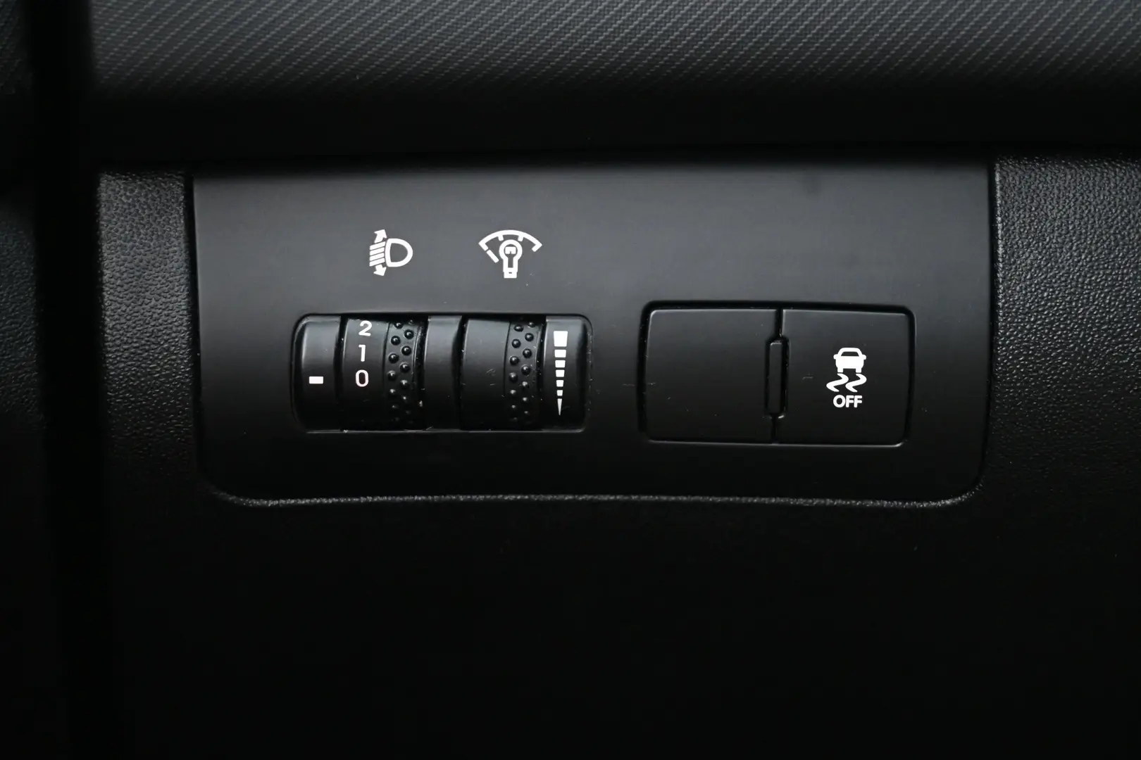 Car Image - 70qNlsmEdhqBML5Jngp5LE