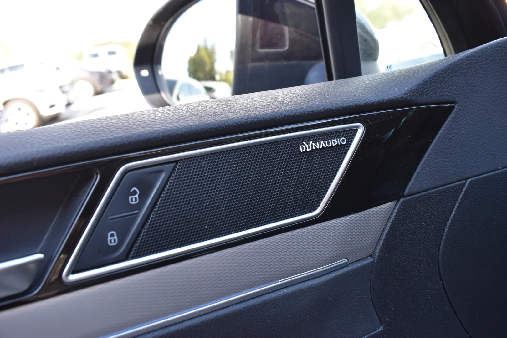 Car Image - 4Qg9Vp5gDcjX0lGTelXdDh