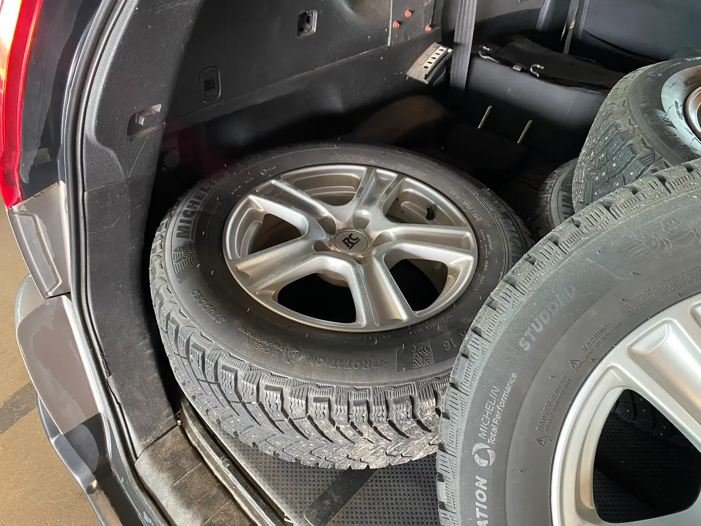 Car Image - 4ijjuSyAyMQbD53whqv7KP