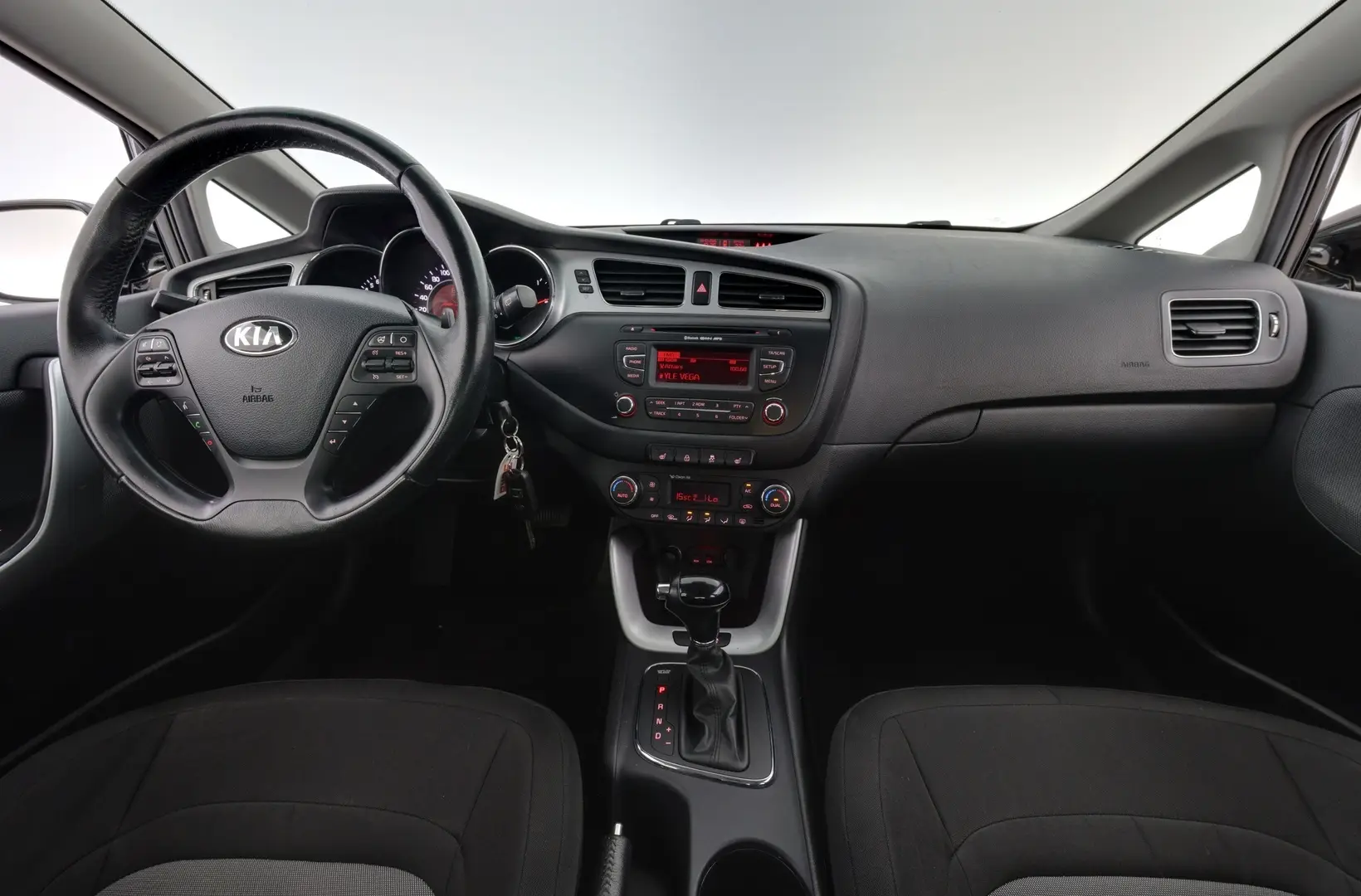 Car Image - 6TPPFqxEIFLxKmbsjwVj6u