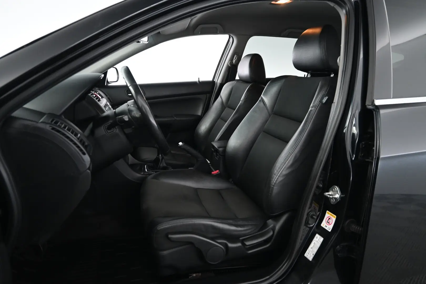 Car Image - 2UJ47NqwoJAkNSQgKqSWN8