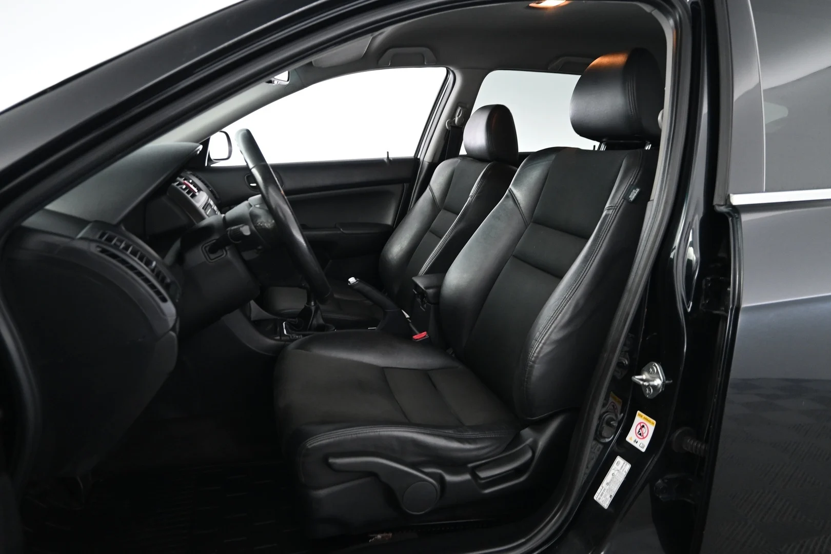 Car Image - 2UJ47NqwoJAkNSQgKqSWN8
