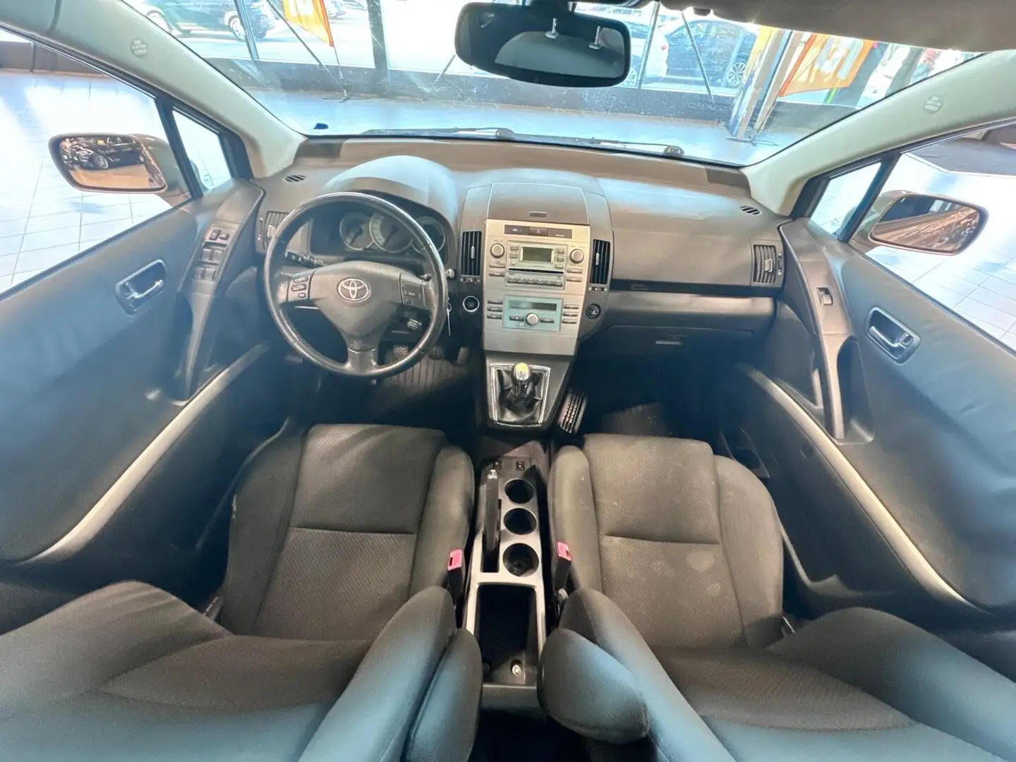 Car Image - 3qwWe85bkextccVMw9yMoO