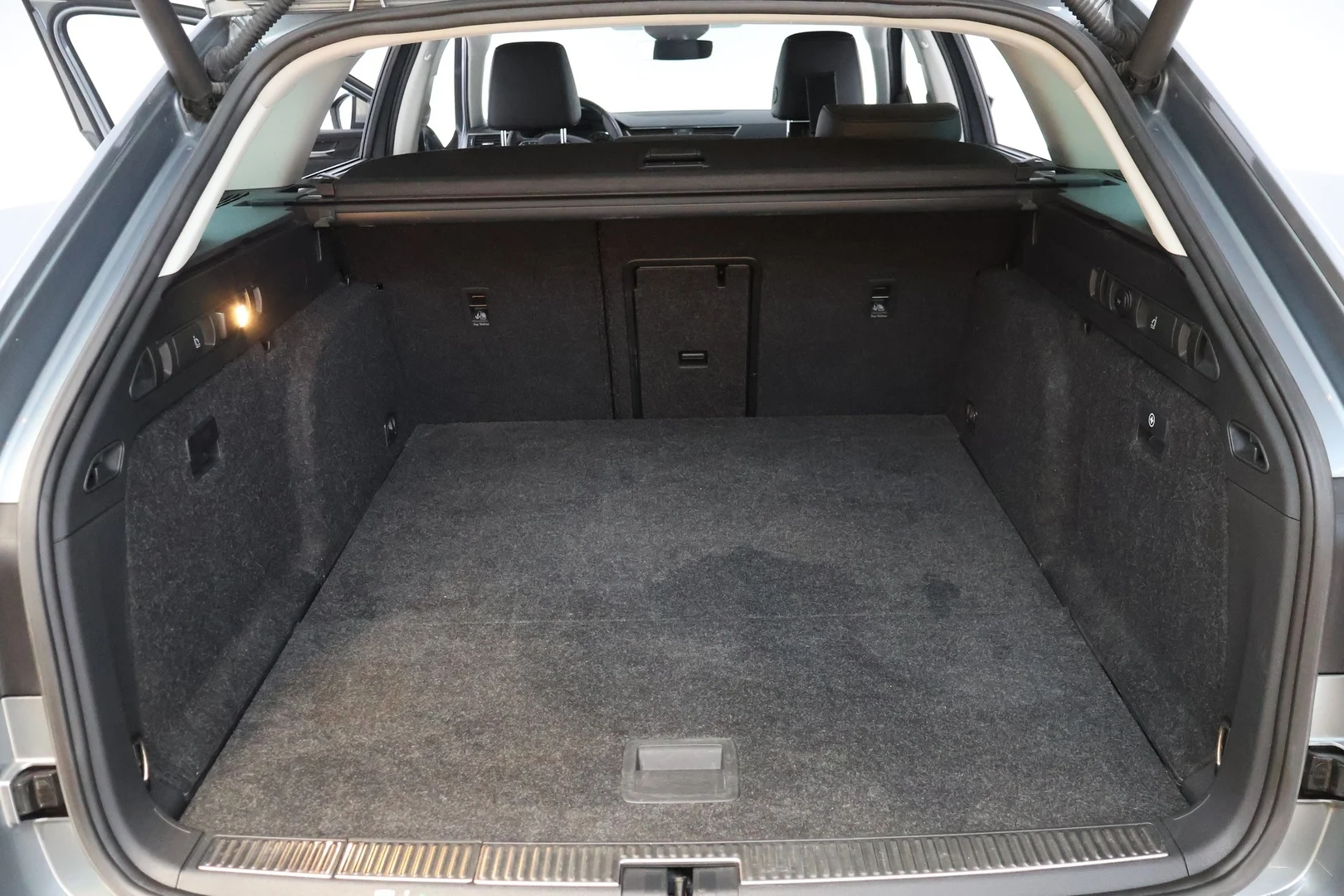 Car Image - 2BP3mRDqH9qXlcAxtzkCCa