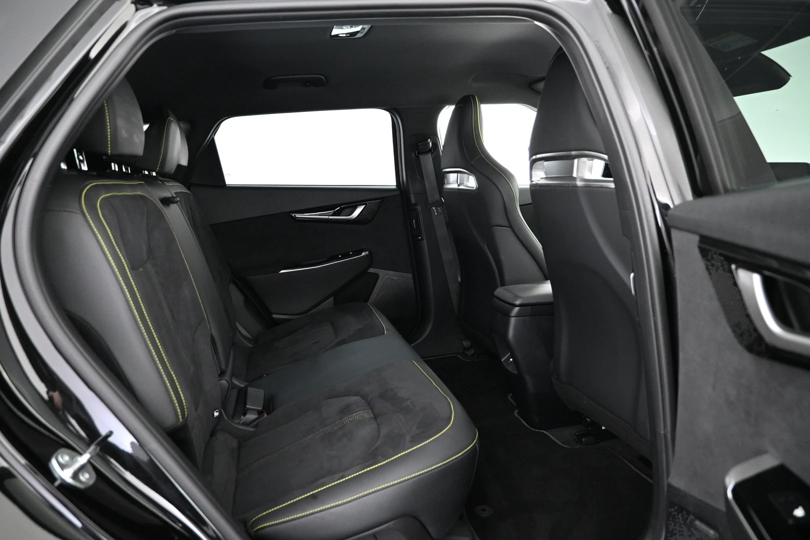 Car Image - 21QN4uODMthSVs9oYiZM5R