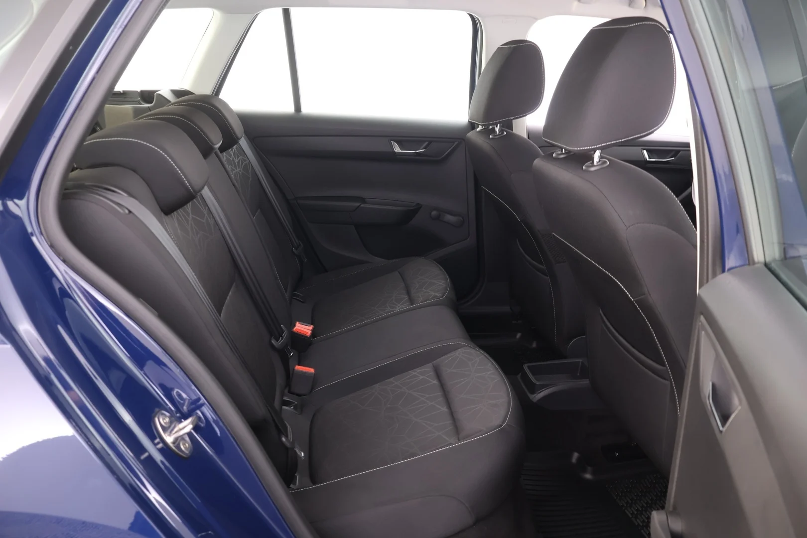 Car Image - 72VVdIoJSPVRFYelqhtr96