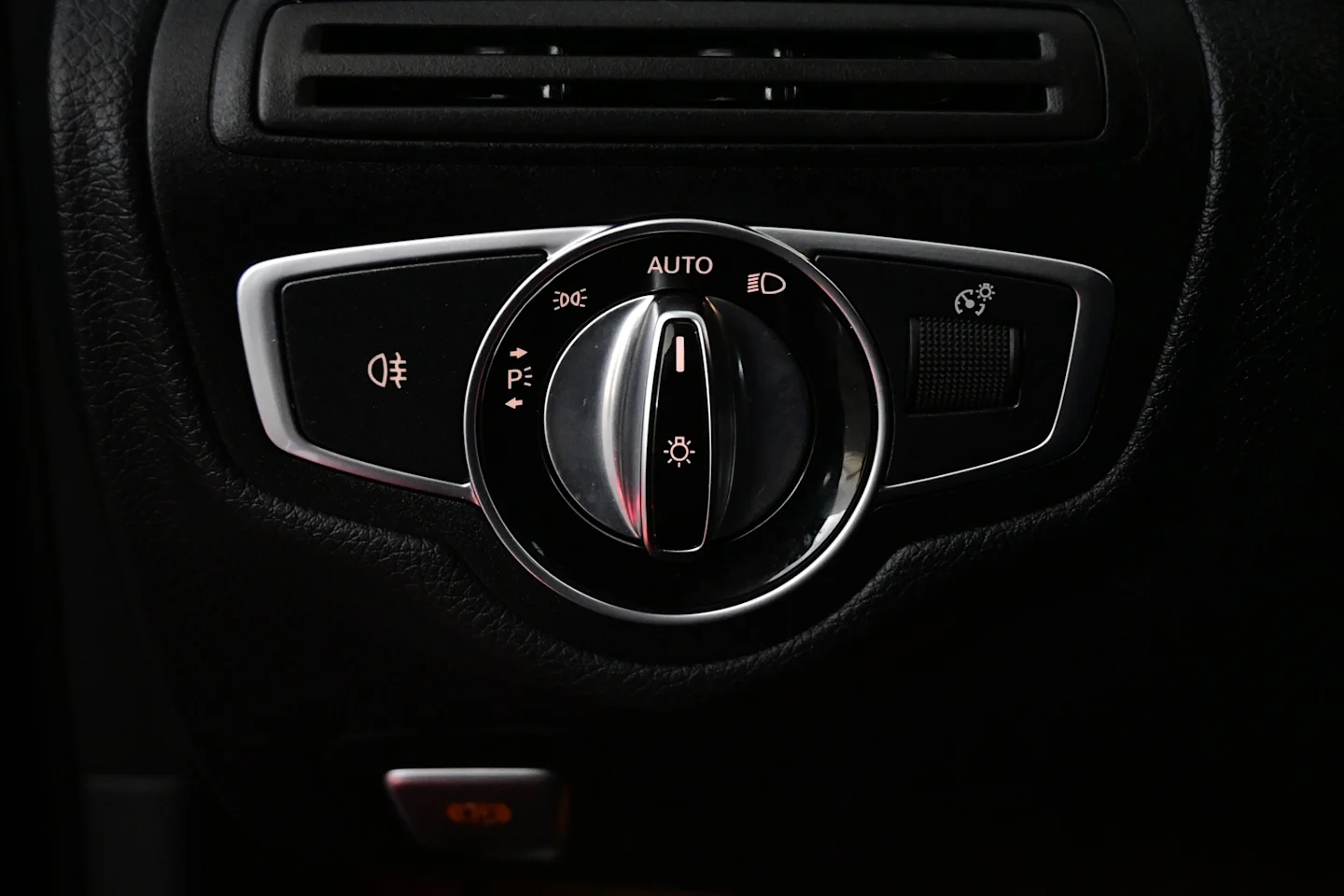 Car Image - 3nijoH3Uyk6cjw05FLzJx4