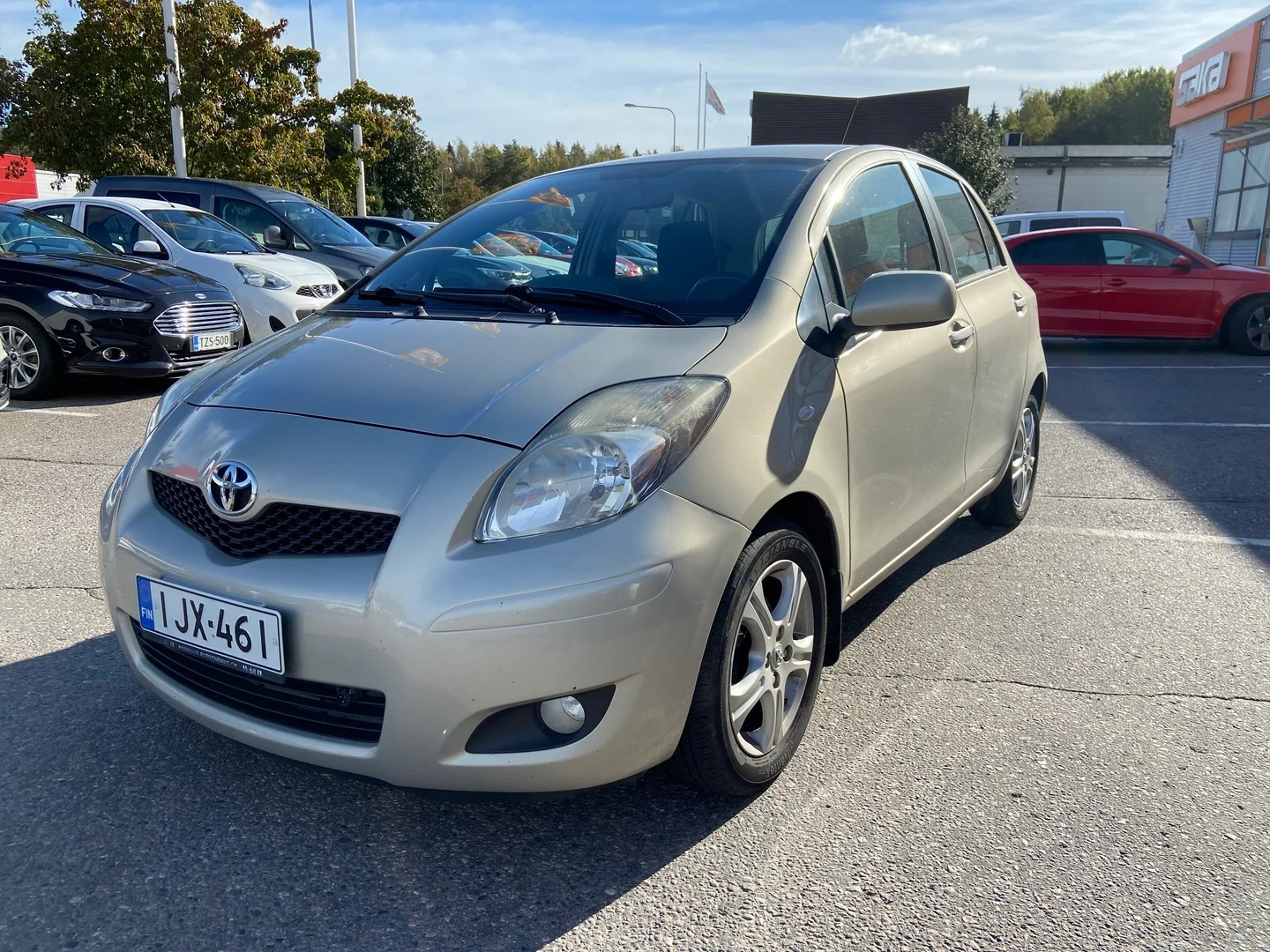 Car Image - 20kAcW2nMNsJTMBwthbfP2