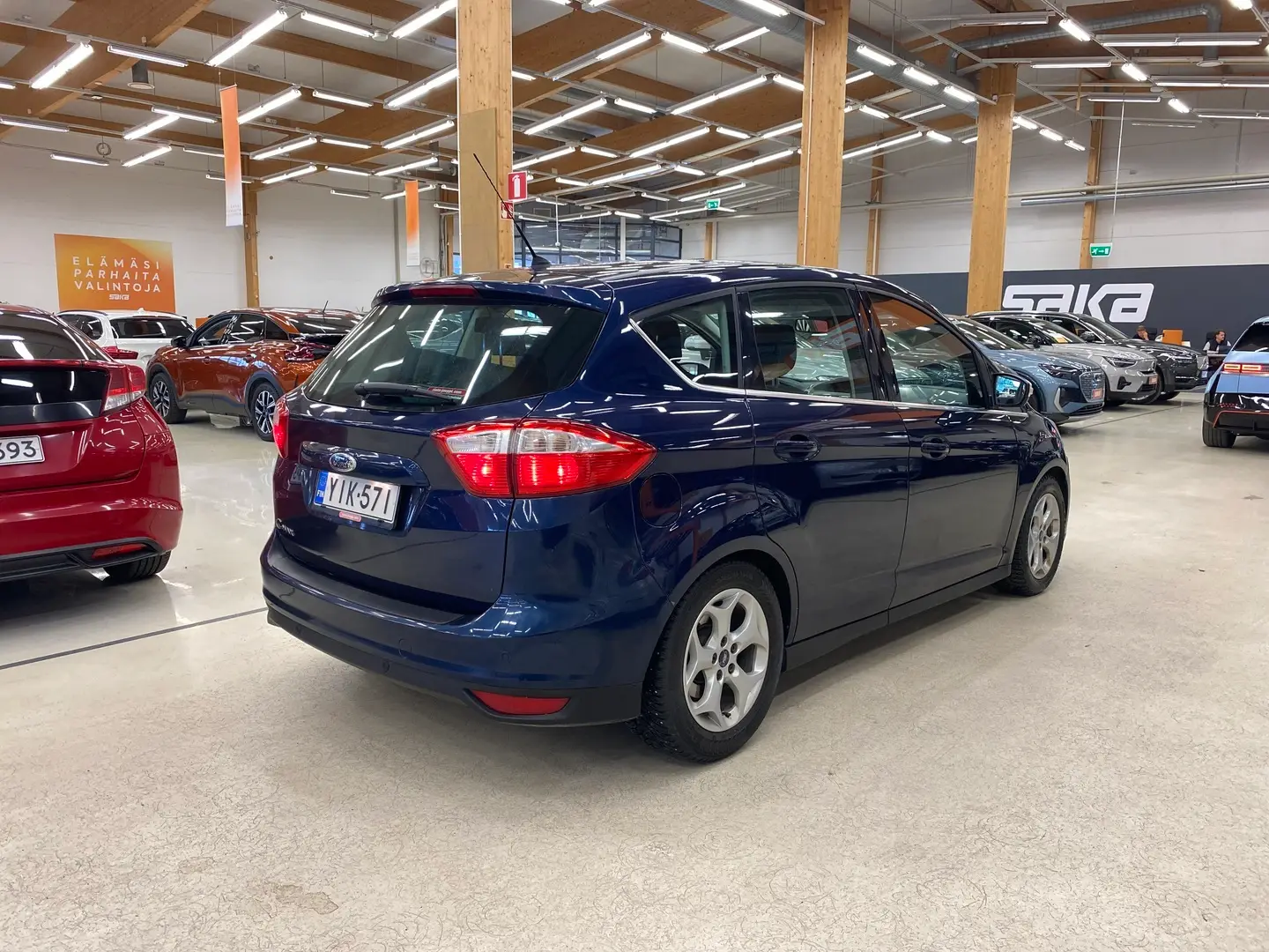 Car Image - 1YPF87xxJ1uHQbJpgtWgm2