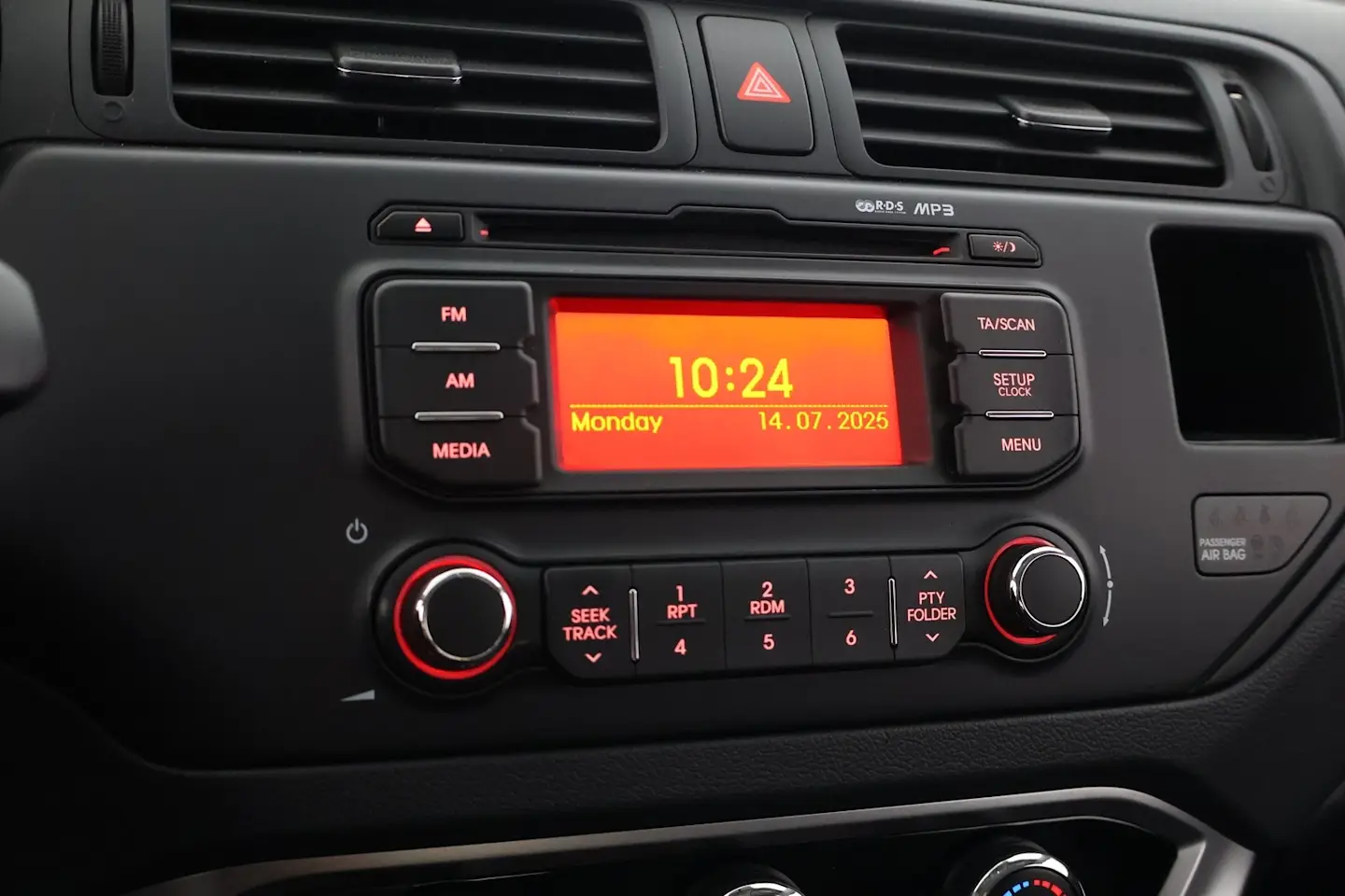 Car Image - 6ul8rdxoiJmsXLLjdFapgd