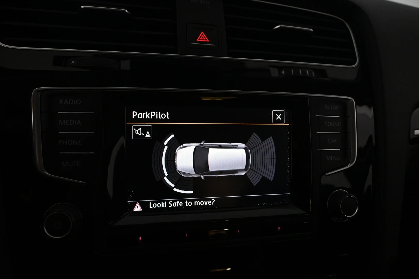 Car Image - 3WJlNhzn6bZi7fedjwWNZb