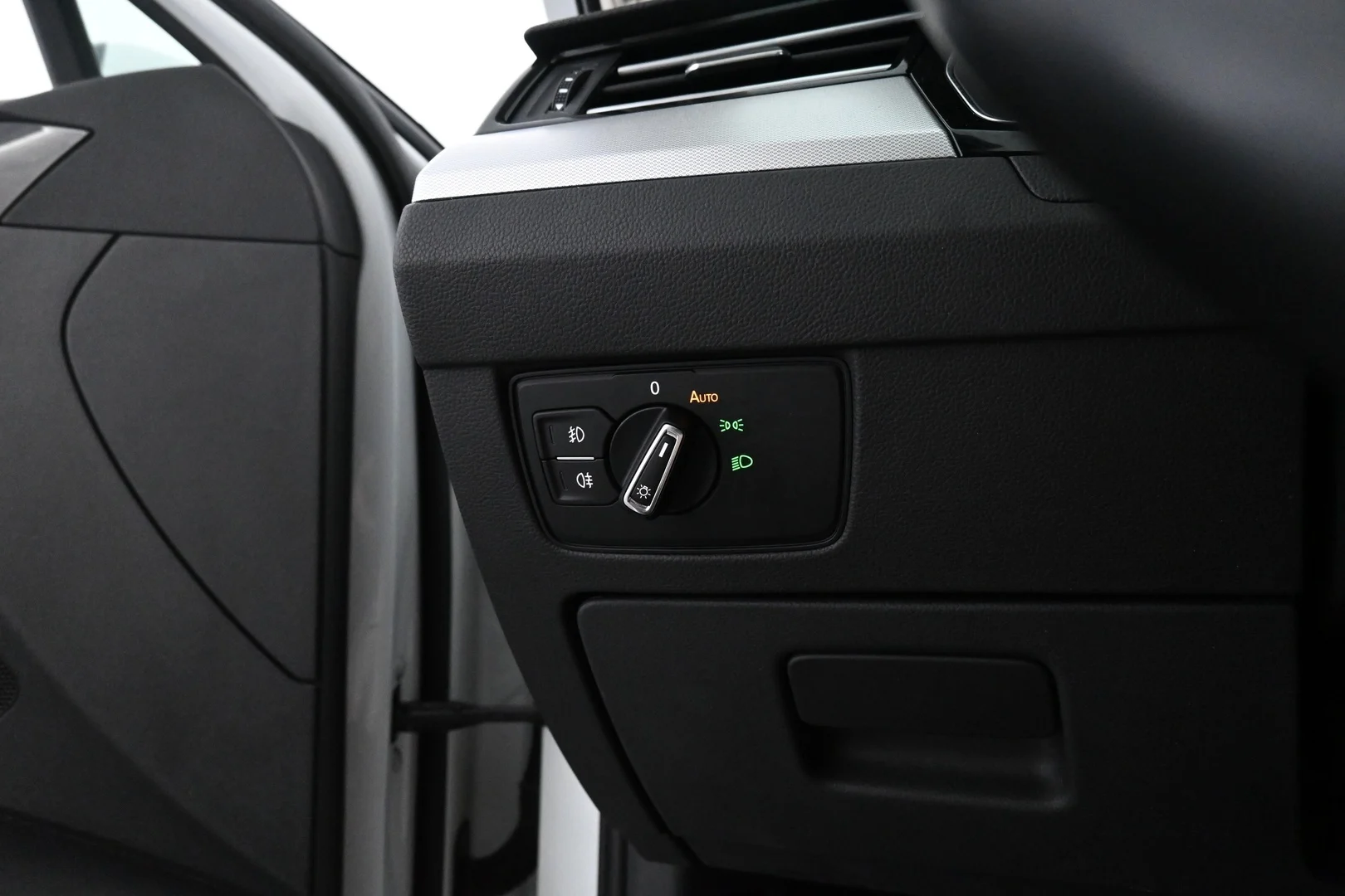 Car Image - 1WRe81Snju16JBDx9x4H1F