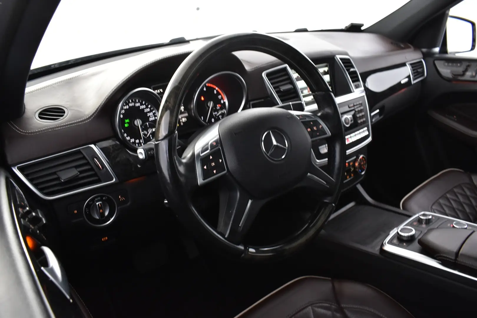 Car Image - kHRxrdDOEuIUkJozS6C8Z
