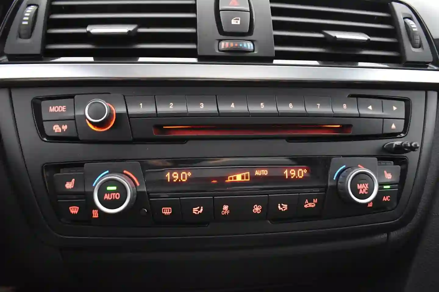 Car Image - 4SM11ISyVva2DsfwpDnnmH