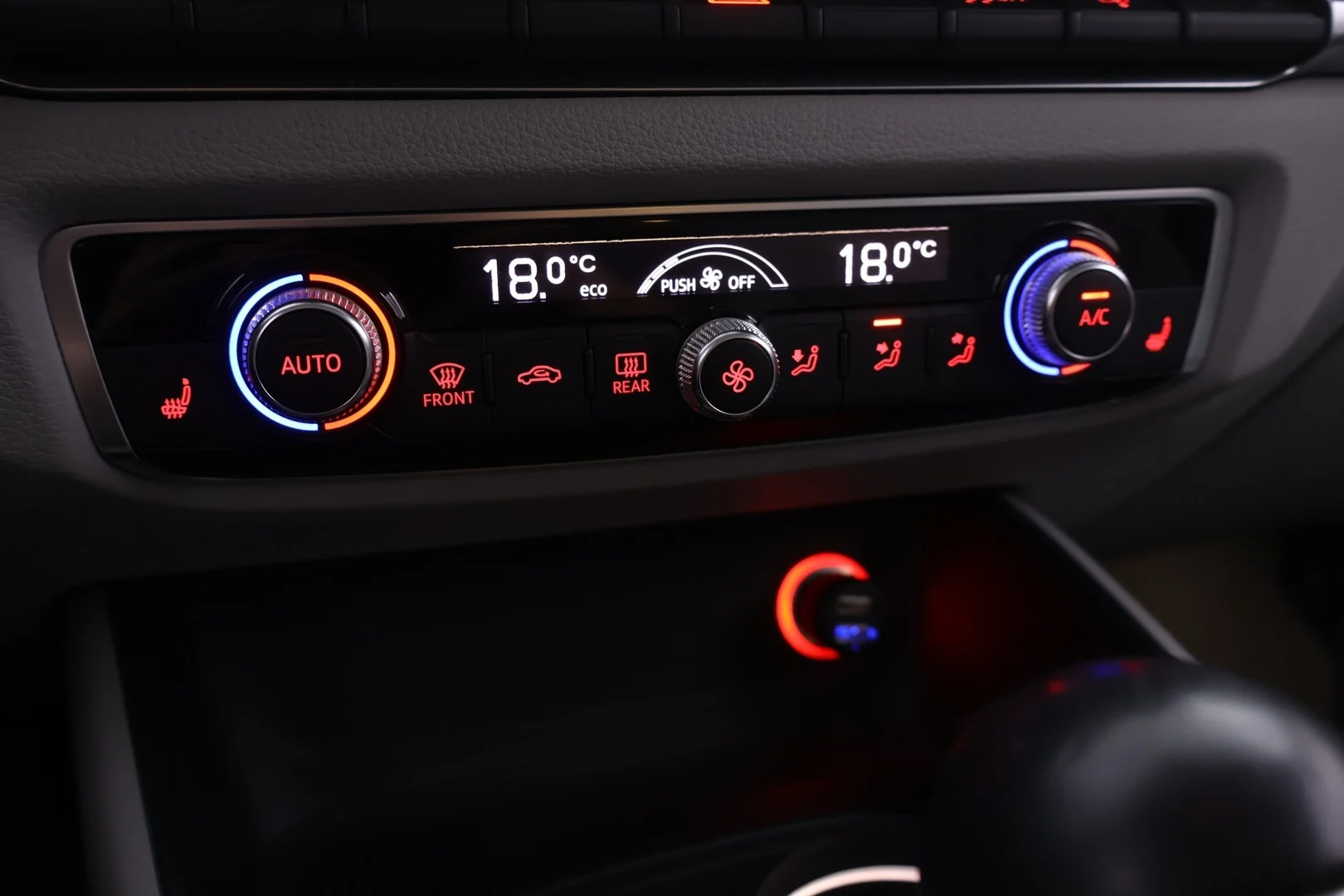 Car Image - 6xAT6YSsEc29Y8U9NRMmv9