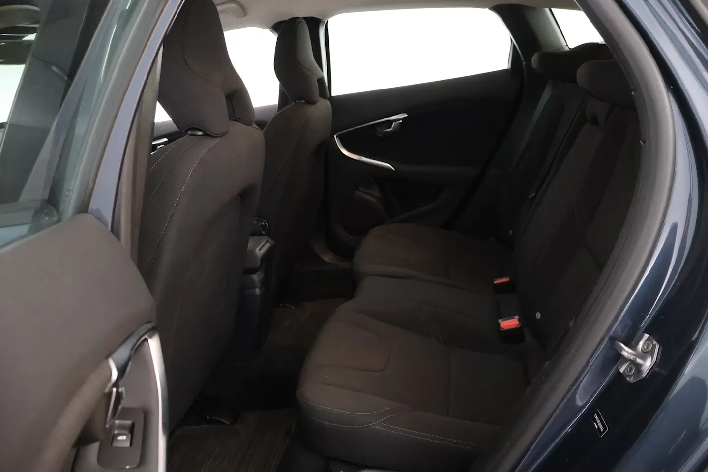 Car Image - 1nRw2r5FBTmiQQGpaHdzPR