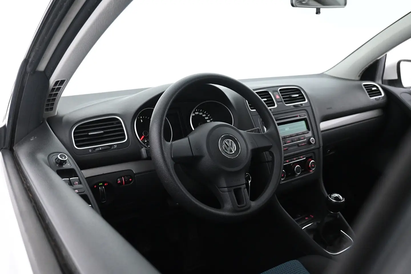 Car Image - 4PUjTZkG06DD75cKPM4Upr