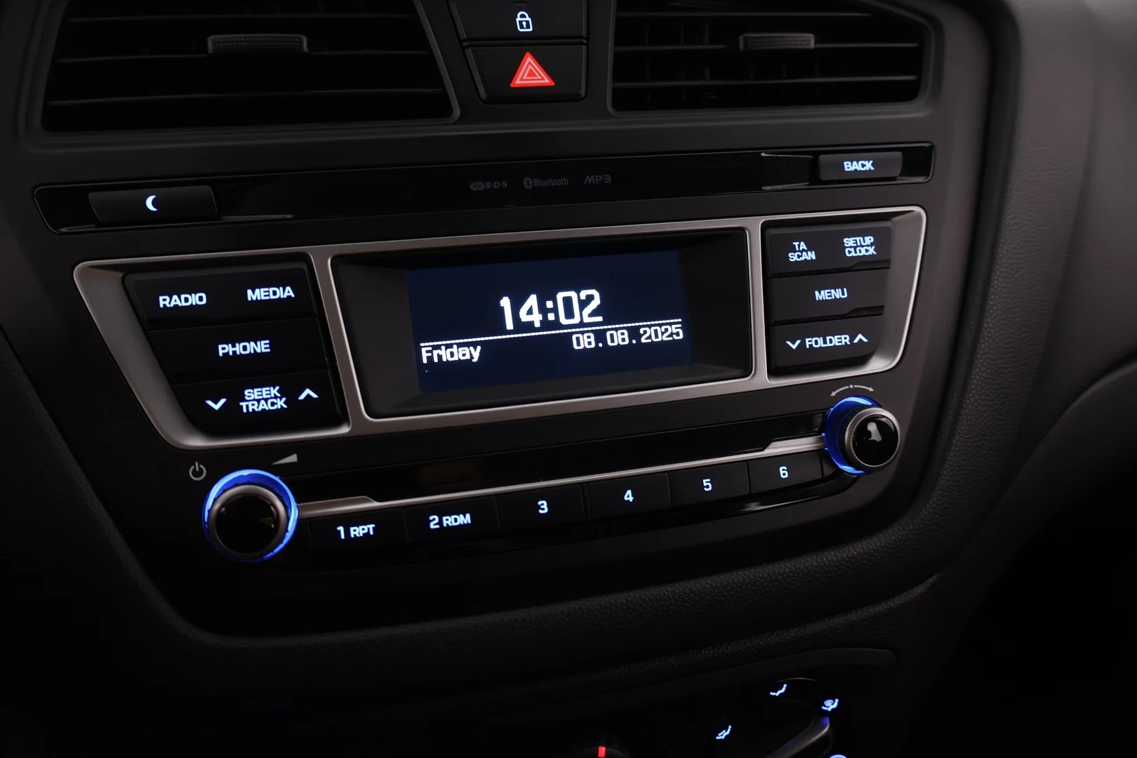Car Image - 6FPOeti2yXmoRZpLqfNYbq
