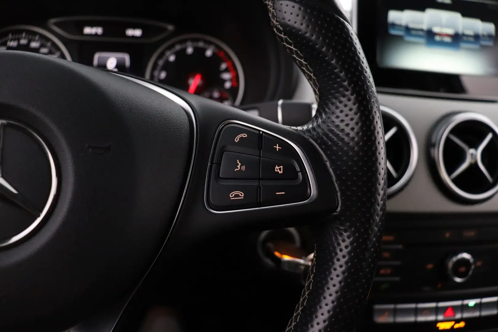 Car Image - 63U7z3QC4Lm5xdyZi4ukEs