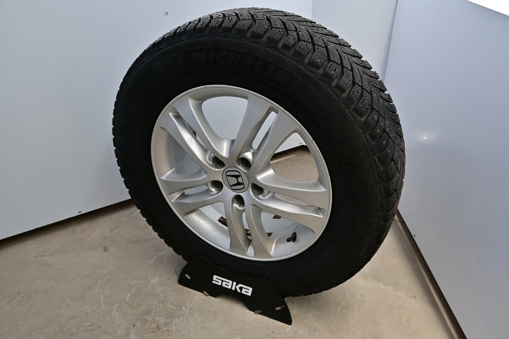 Car Image - 7E7JhQWtqyMWReJ3wtBIoU